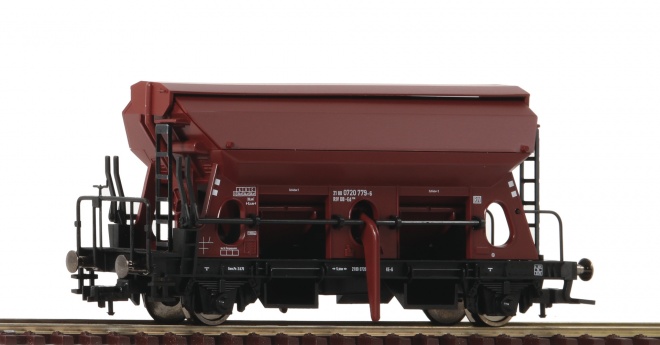 Self unloading hopper car type Tds 928<br /><a href='images/pictures/Fleischmann/Fleischmann-551002.jpg' target='_blank'>Full size image</a>